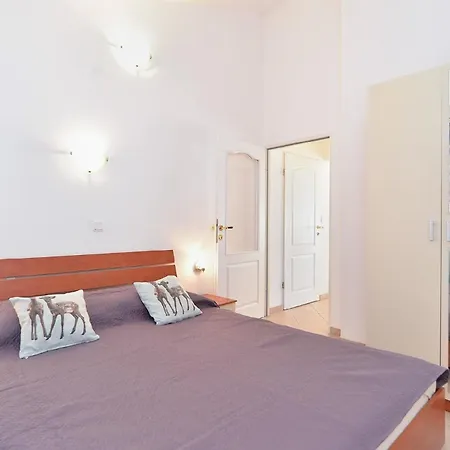 Apartment Fuer 3 Personen Ca 30 Qm In Fazana, Istrien Istrische Riviera *